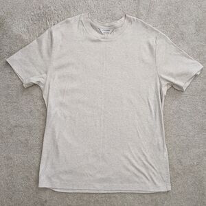 NWOT Banana Republic Factory t-shirt medium